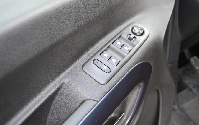 Peugeot Rifter cena 55555 przebieg: 148030, rok produkcji 2018 z Serock małe 562